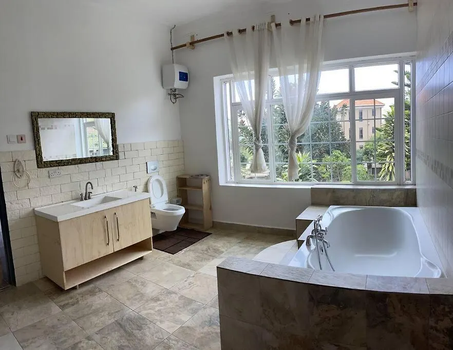 Lake View Villa Pari Pari كامبالا